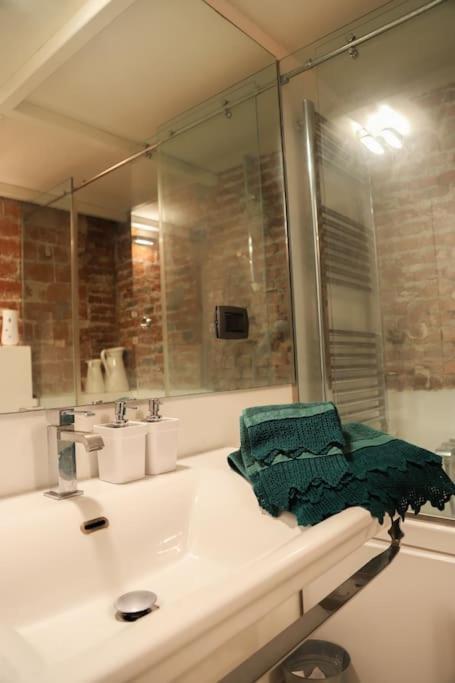 Loft di design nel cuore di Milano Esterno foto